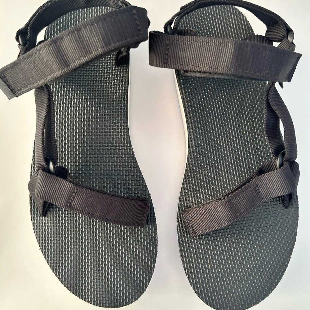 Teva Flatform Universal Black Platform Strappy Sa… - image 2